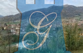1F