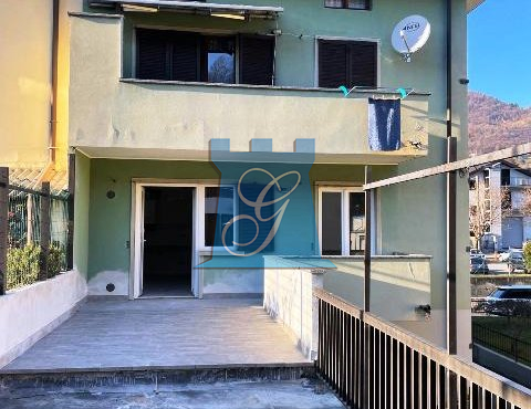 Bilocale senza spese con studio e terrazza vivibile