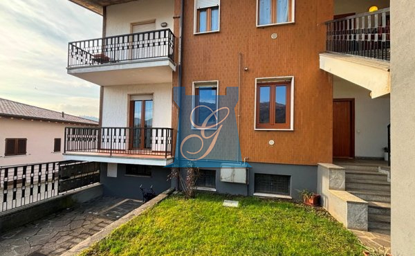 Quadrilocale di 110 mq con spaziosa cantina e box
