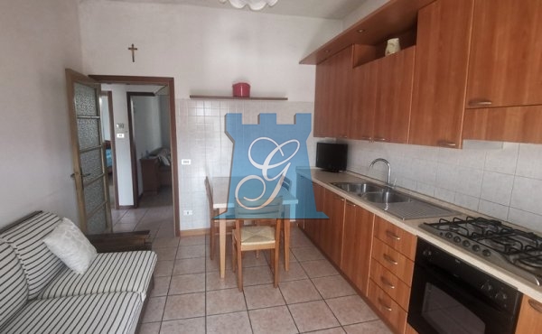 Trilocale di 90 mq con box e locale taverna/deposito 