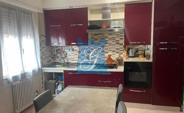 Quadrilocale con cantina, box e posto auto